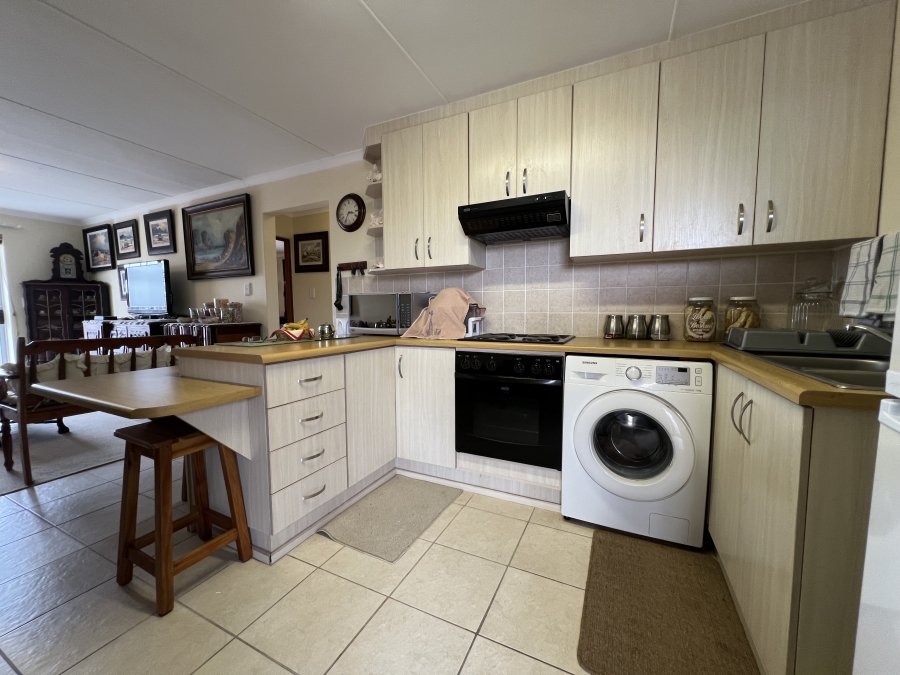 2 Bedroom Property for Sale in C Place Eastern Cape